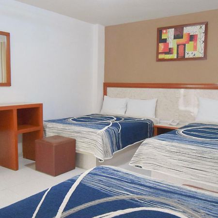 Hotel Niza Zona Piel León de los Aldamas Extérieur photo