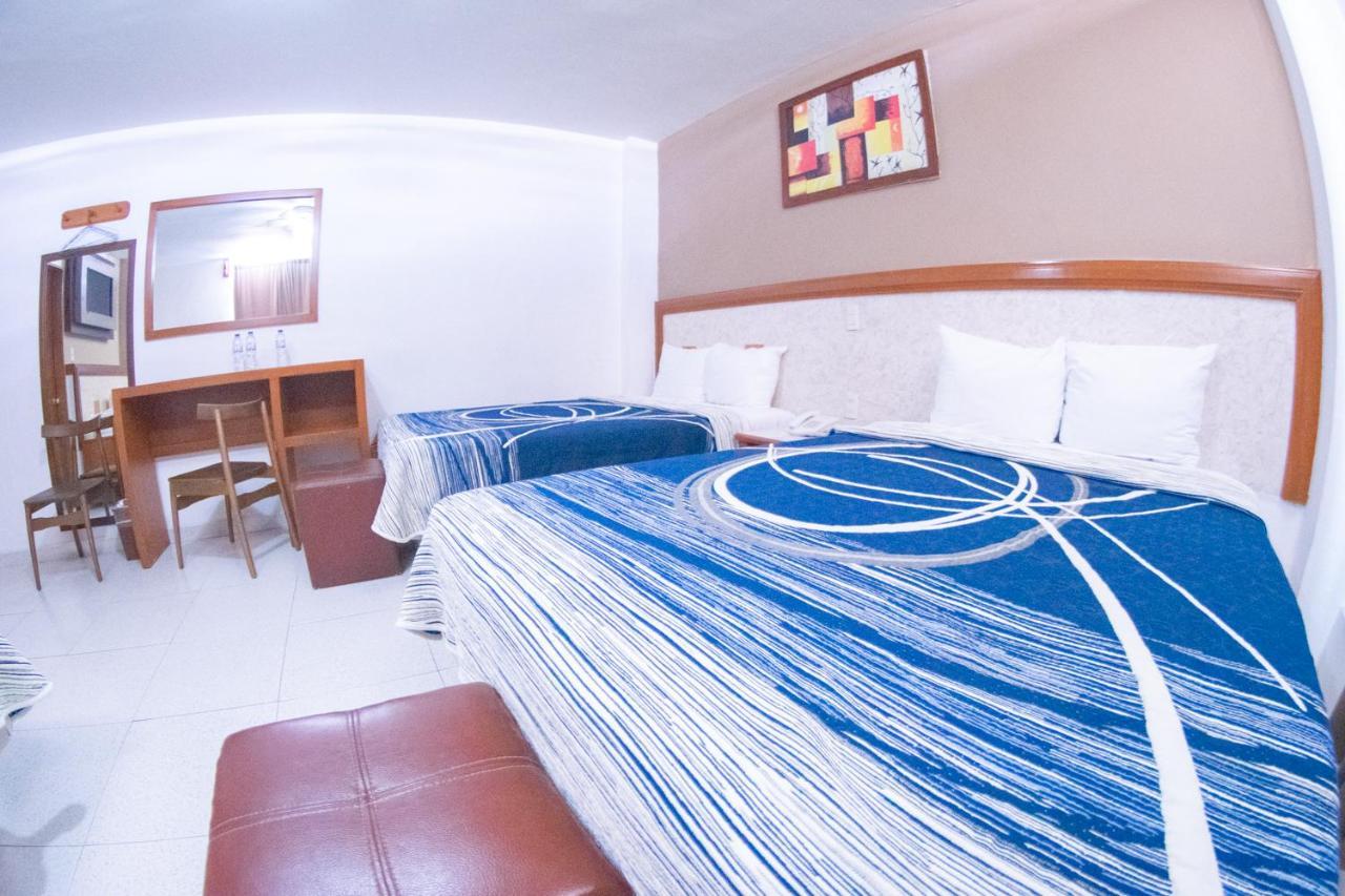 Hotel Niza Zona Piel León de los Aldamas Extérieur photo